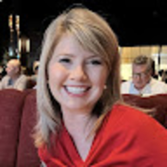 Meet your Posher, Cassandra - Picture 1 of 1